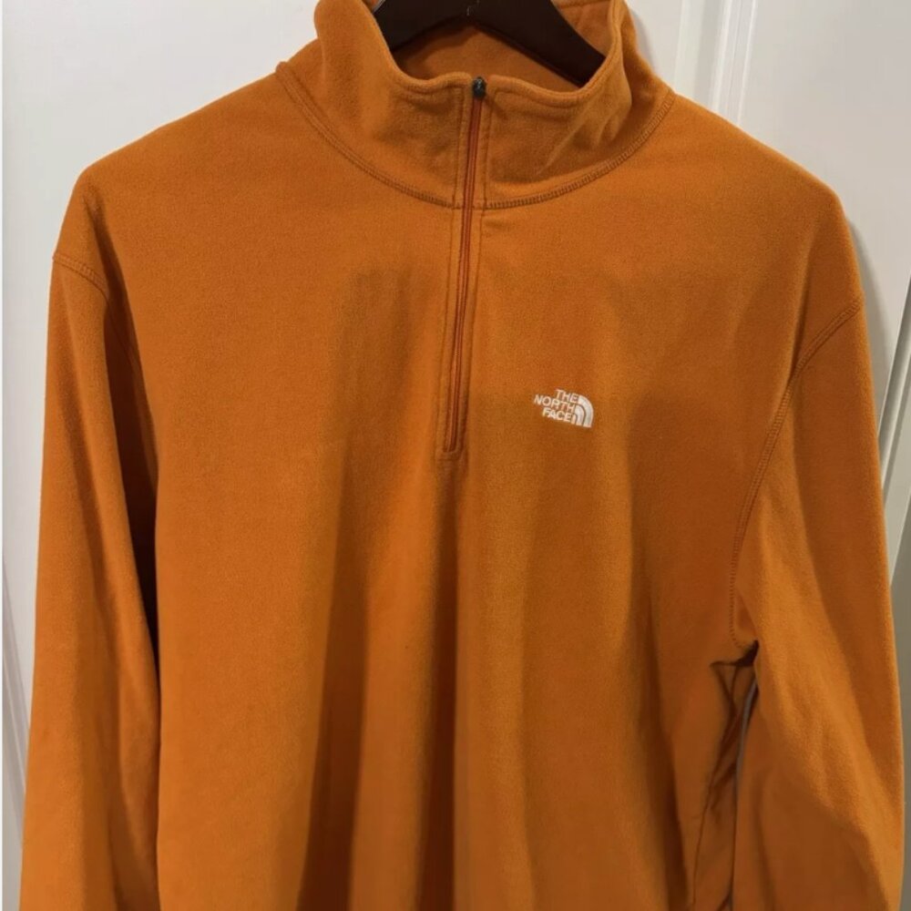 The North Face TNF 1/4 Quarter Zip Pullover Mens Size Medium Orange